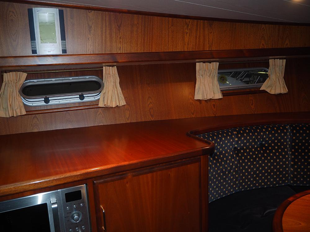 Fore ship, Accommodation